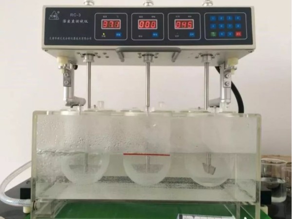 ����ģ����θ�����еİ�������п��